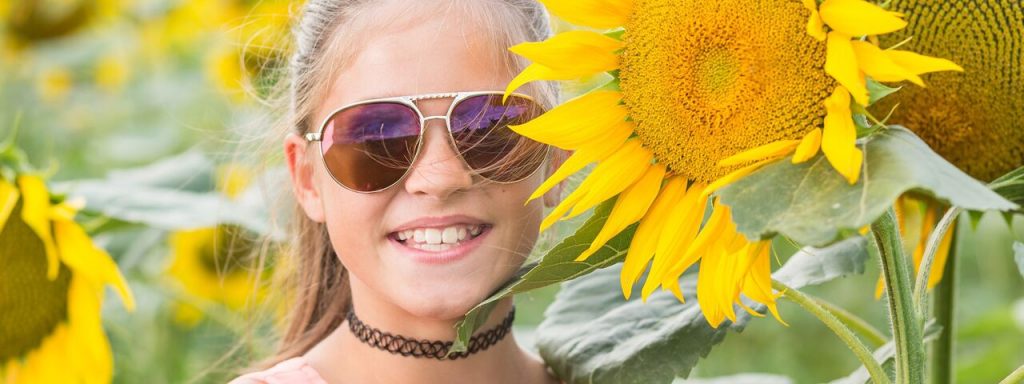 Girl Sunglasses Sunflower 1280x480